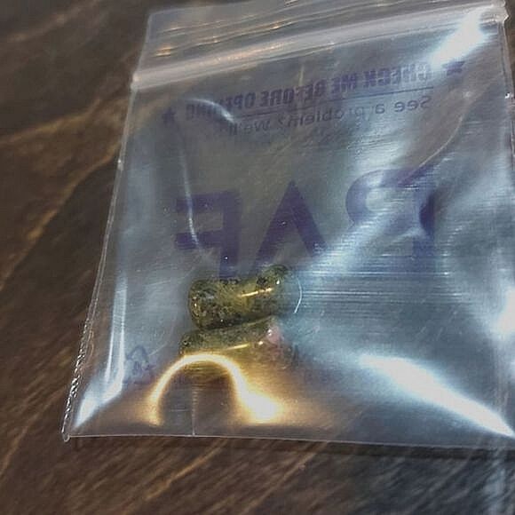 NWT 4ga green and rose pink unakite plugs - Picture 4 of 4